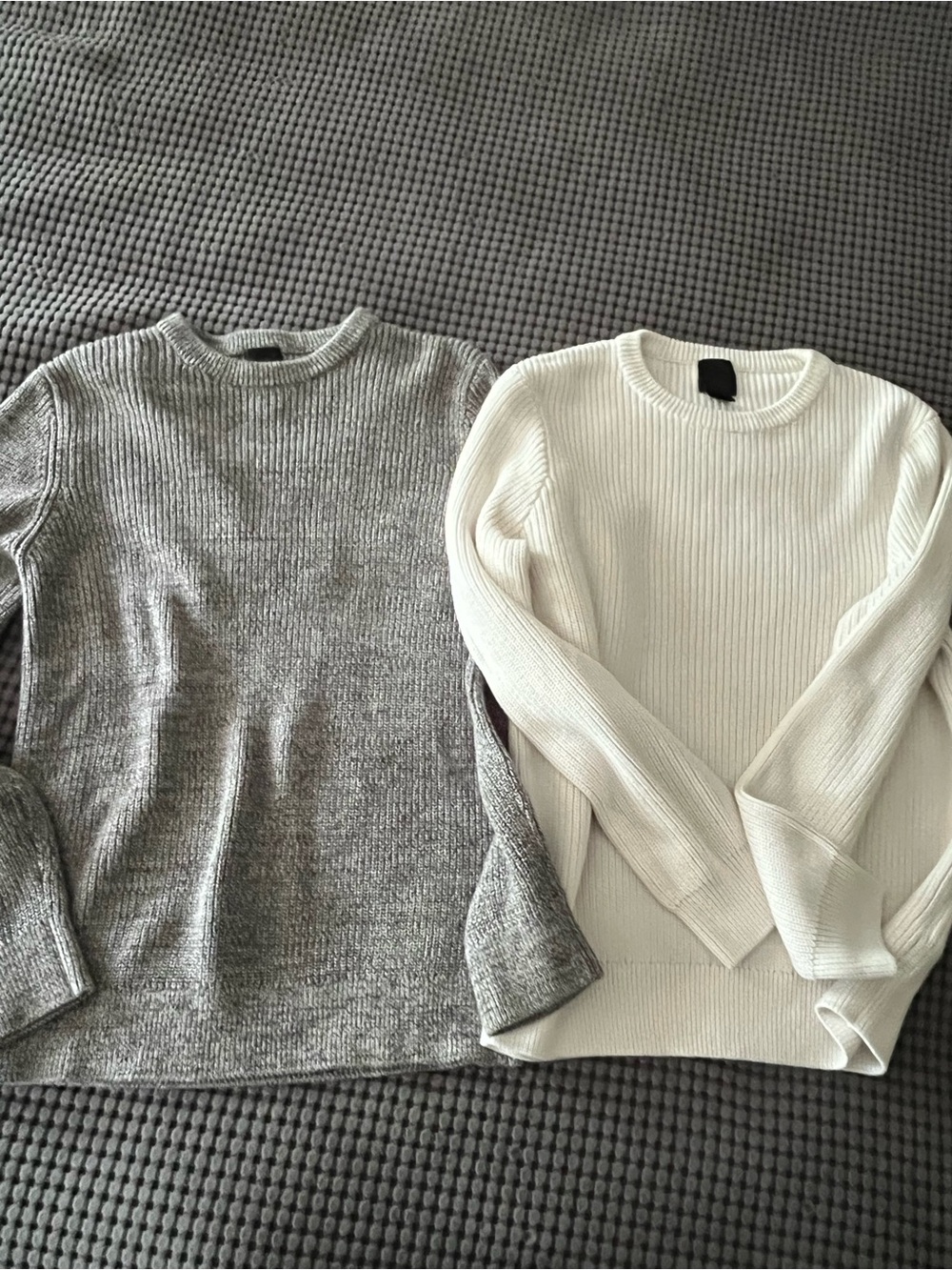 H&M Men's Ribbed Crewneck Sweaters - Gray & White